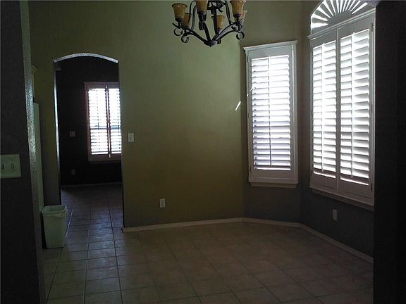 4th image of 11800 Deer Grass Cir