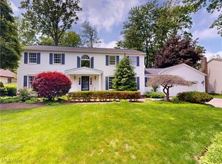 462 Lowell Dr, Highland Heights, OH 44143