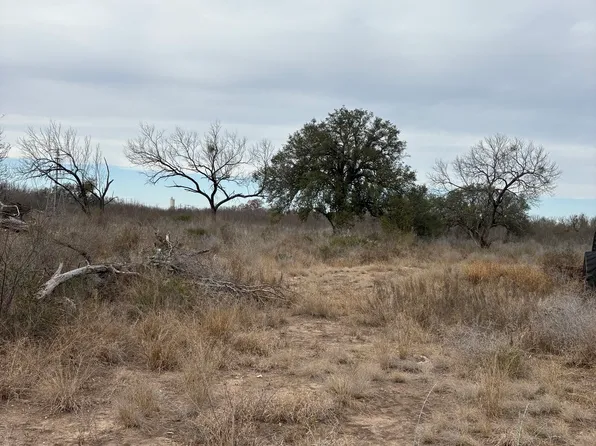 1490 us highway 90, Uvalde, TX 78801