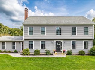 26 Woodchuck Ln, Bristol, CT 06010