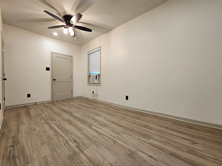 3505 Fairview St SW — Photo 7