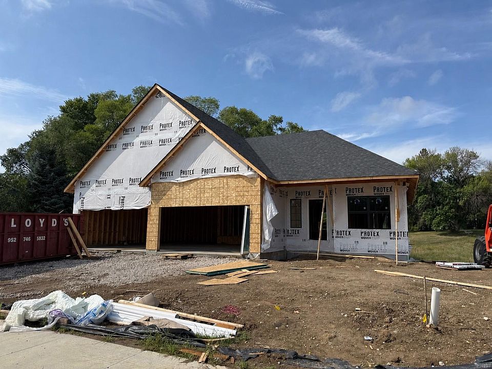 1st image of 10490 Kalen Dr NE