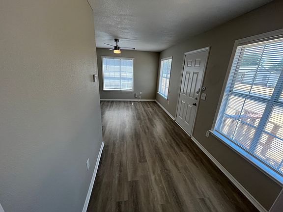5th image of 6814 Lockheed Ave