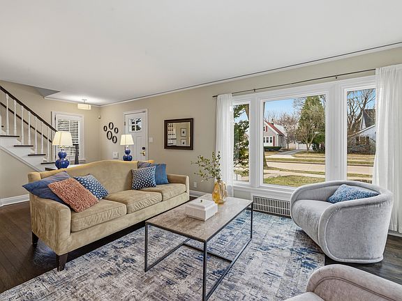 Bright Living Room w/ Fireplace