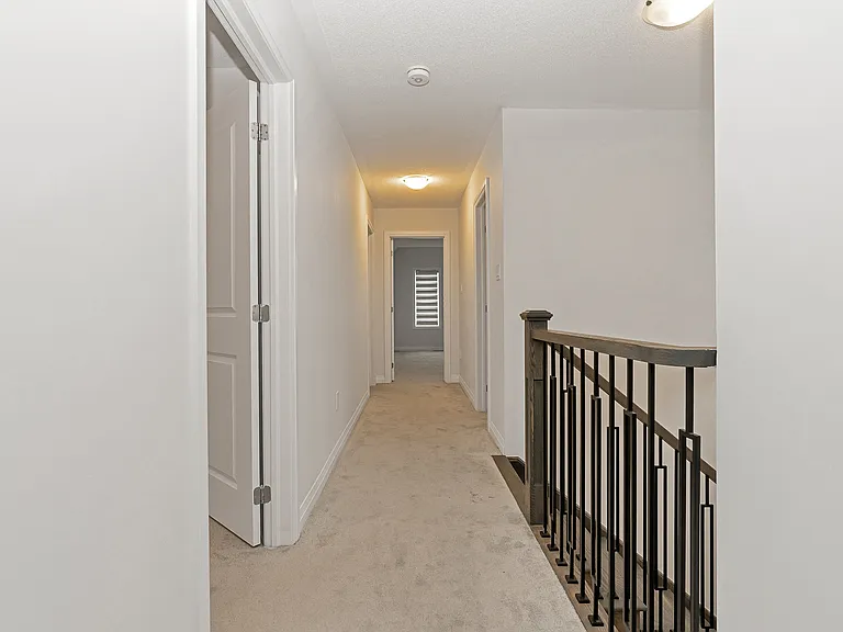 1372 Harrington St #1372 HARRINGTON ST — Photo 14
