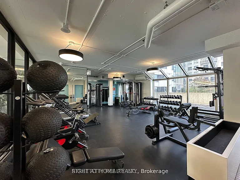 695 Richmond St #805 — Photo 16