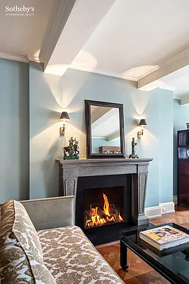 Sold by Sotheby's International Realty | media 17