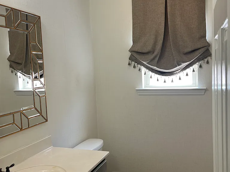 17068 Richmond Dr — Photo 5
