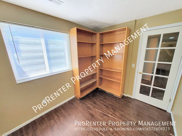 1488 Earl Cir — Photo 28