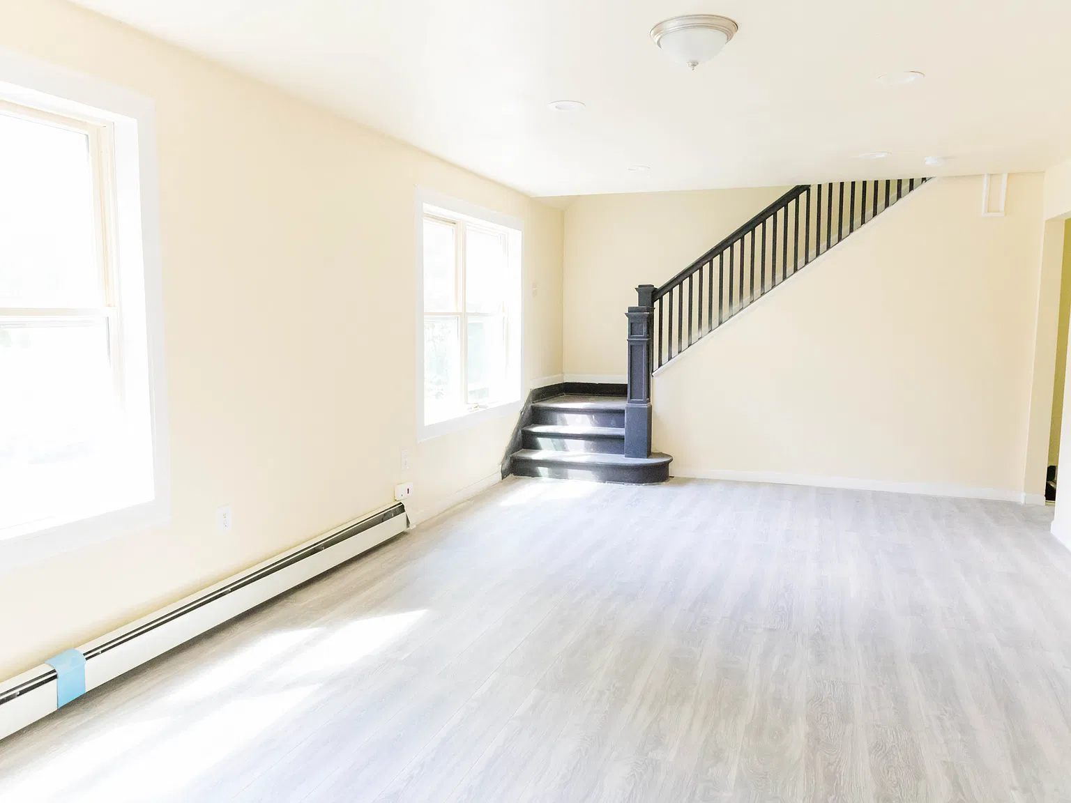 4 bed, 1601 sqft, $3,100 — Photo 1