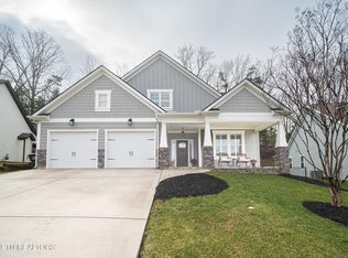 1200 Clearmill Dr, Lenoir City, TN 37772