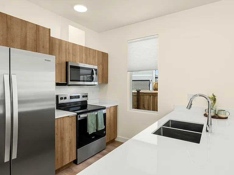 3708 SW Yarrow St — Photo 6