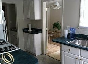 3rd image of 28318 Park Hill Blvd