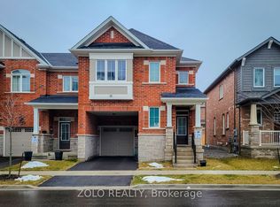 551 Bellflower Ct, Milton, ON L9E 1W5