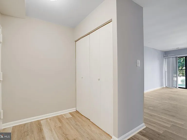 3107 Buccaneer Ct #2 — Photo 4