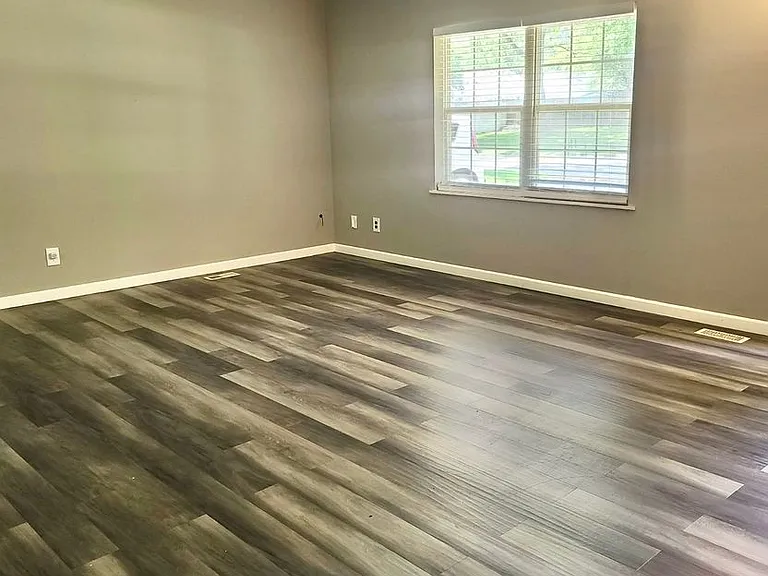 610 Dogwood Dr — Photo 2