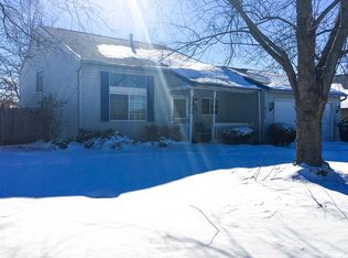 6312 Pine Meadows Ln, Fort Wayne, IN 46835