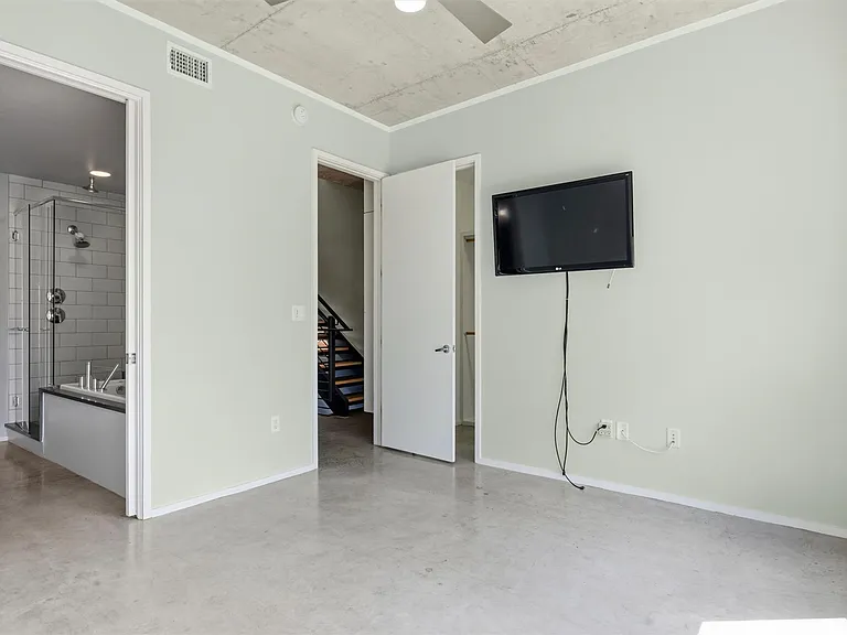 2301 S 5th St #24 — Photo 20