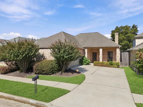 12218 Gladewick Dr, Houston, TX 77077