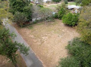 402 W Peach St, Grapeland, TX