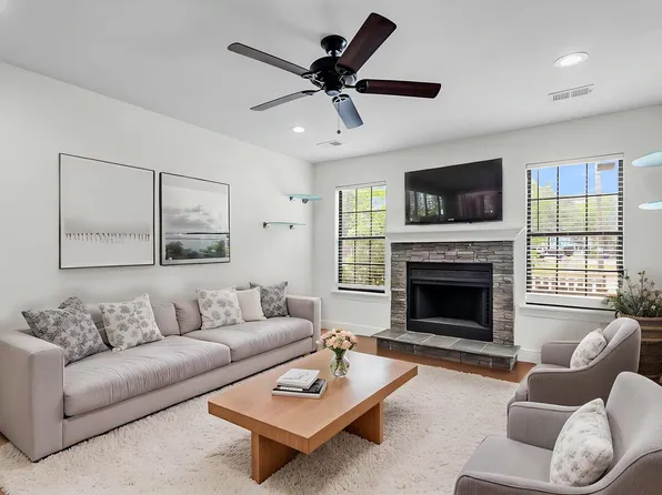 5001 Gaffney St, North Charleston, SC 29405