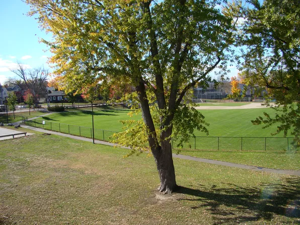 206 Jewett St #3R, Manchester, NH 03103