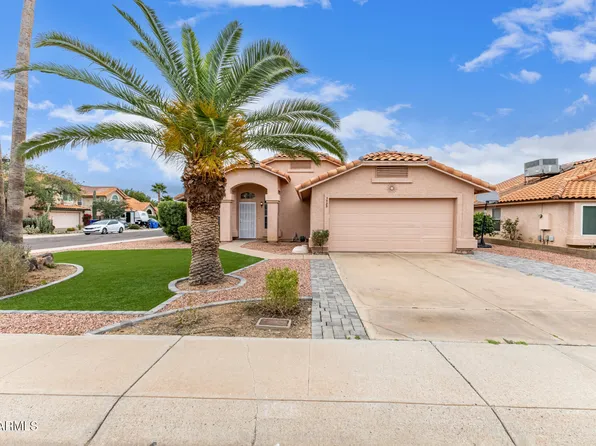 3525 E WICKIEUP Lane, Phoenix, AZ 85050