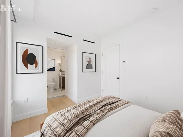 118 Lafayette Avenue image 11 of 14