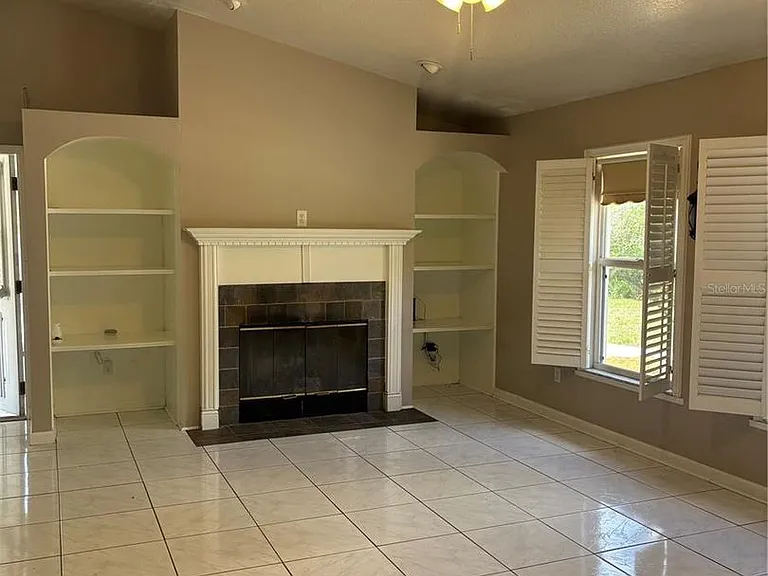 510 S Cedar Ave — Photo 4