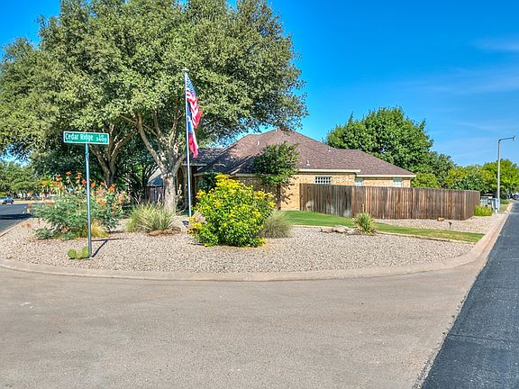 4th image of 3424 Windmill Dr
