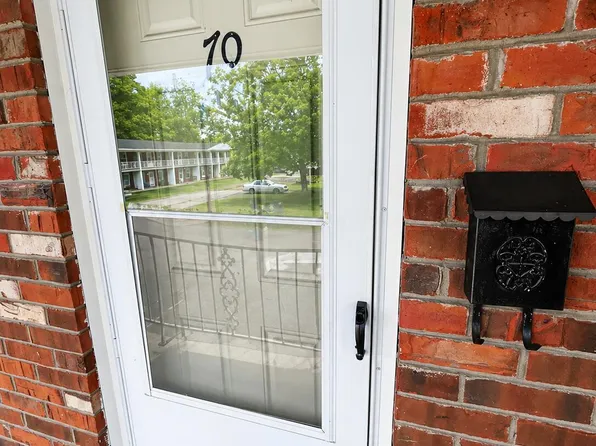 4501 S 6th St #70-3, Louisville, KY 40214