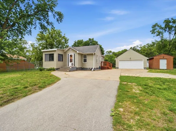1415 Dearborn Ave, Waterloo, IA 50707