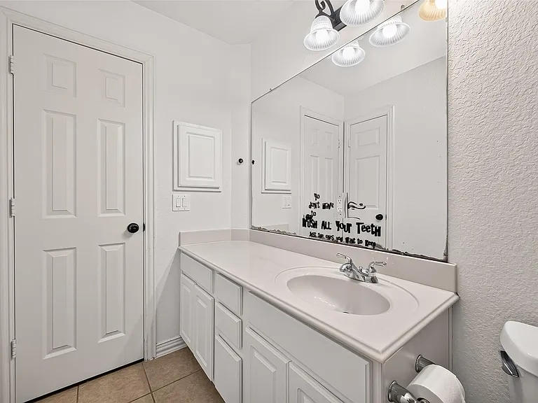 18 Petal Park Pl — Photo 34