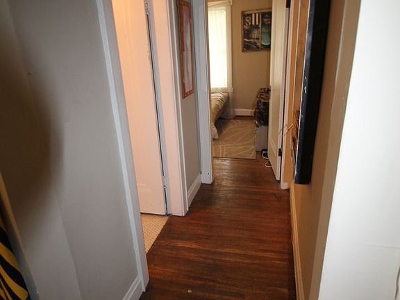 5th image of 356 Cliffside Dr APT D