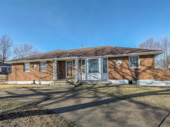 5548 Hunter St, Raytown, MO 64133