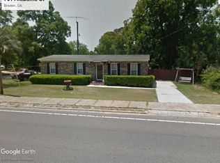 701 Alabama St N, Broxton, GA 31519