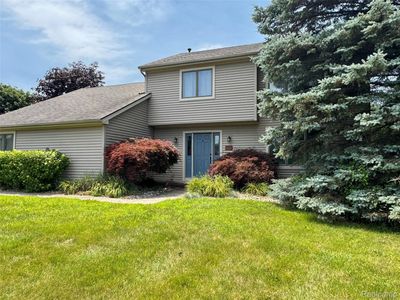 2132 Maple Creek Cir, Ann Arbor, MI, 48108