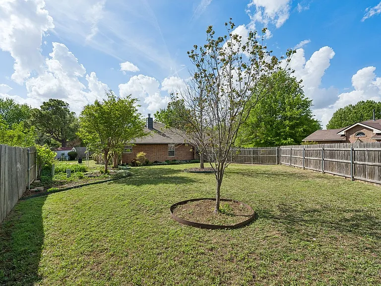 1708 Creekside Ct — Photo 44