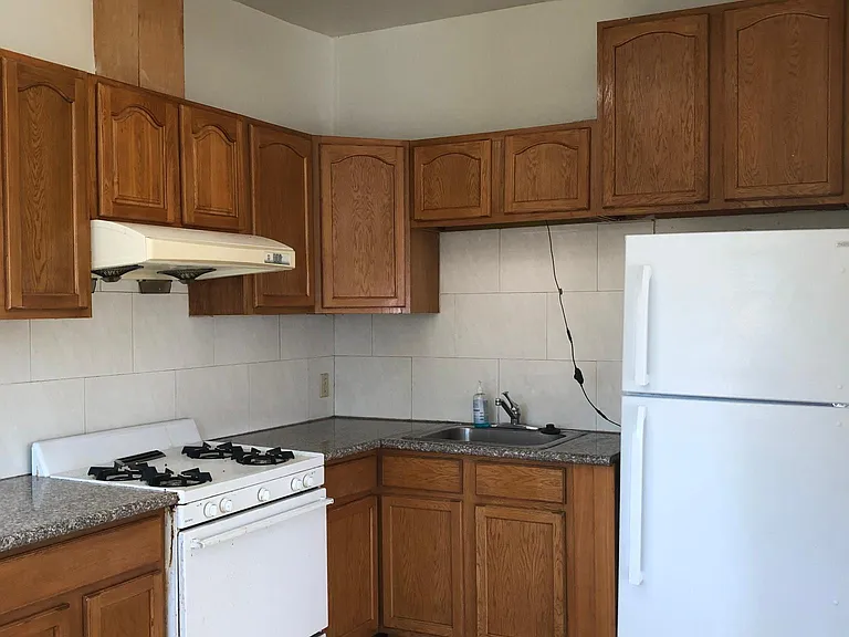 2600 38th Ave — Photo 5