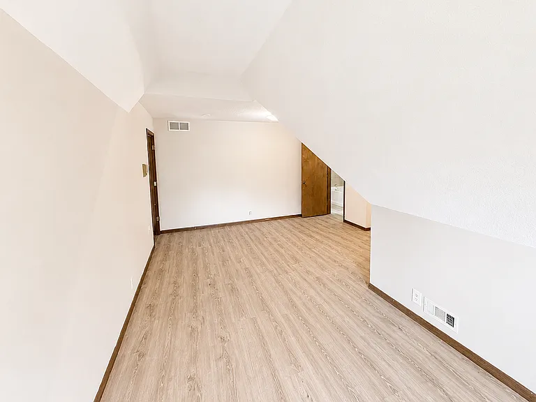 4284 Jefferson St — Photo 30