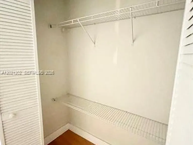601 NE 36th St #1805 — Photo 17