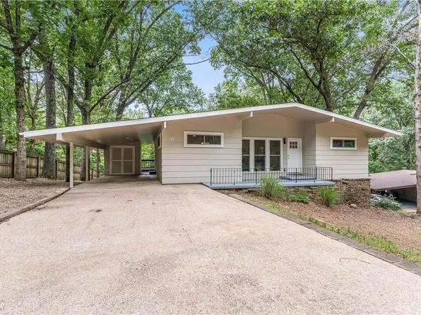 9 Bishampton Ln, Bella Vista, AR 72714