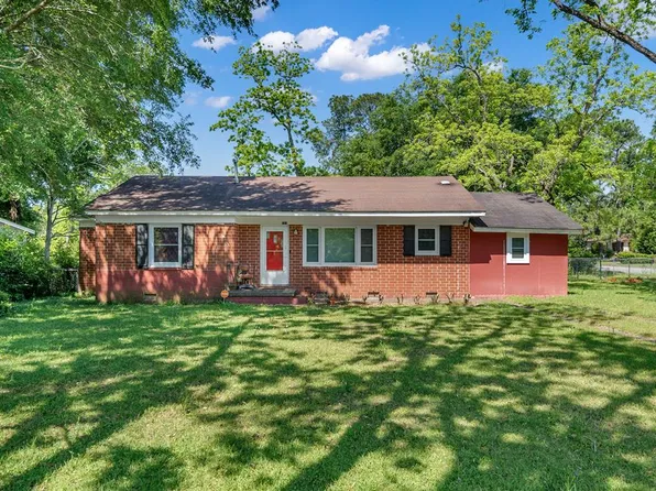 101 Shadowlawn Dr, Albany, GA 31707