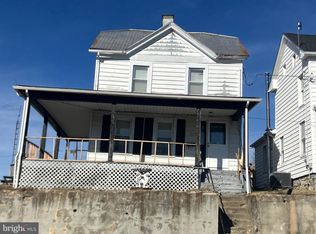 805 E B St, Brunswick, MD 21716