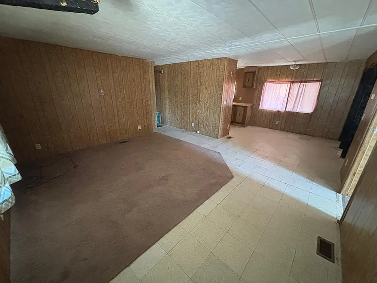9437 S Frontage Rd — Photo 3