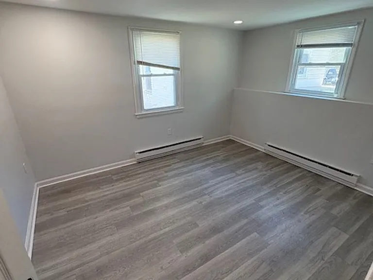 11 Foote Rd #5 — Photo 3