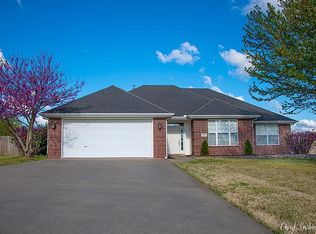 891 Clayton Rd, Cave Springs, AR 72718