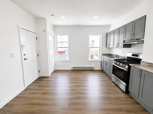 76-78 Market St #2 Photo 1