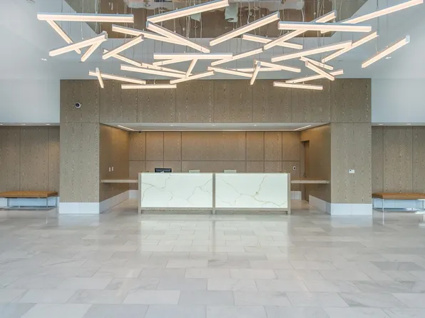 9 Avenue At Port Imperial image 3 of 14