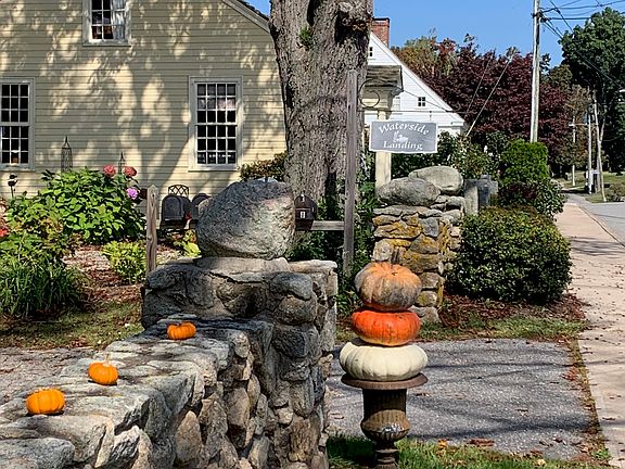 Welcome to the Clinton Beach Bungalows